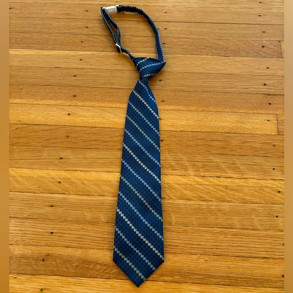 Disney Store Mickey Mouse blue children’s tie